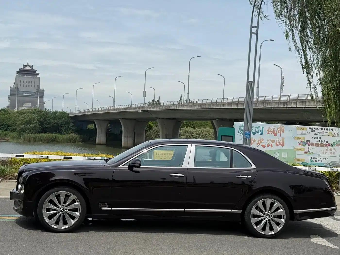 2013 Mulsanne 6.8T Mulliner Special Edition — миниатюра 6