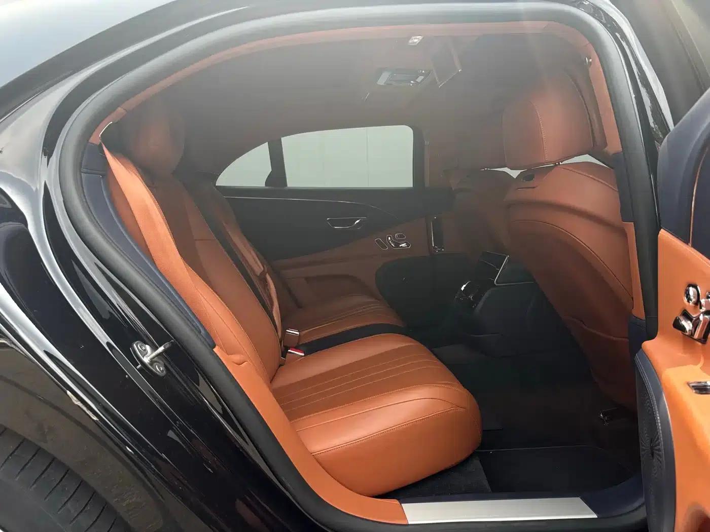 2024 Flying Spur Plug-in Hybrid 2.9T V6 Hybrid — миниатюра 20