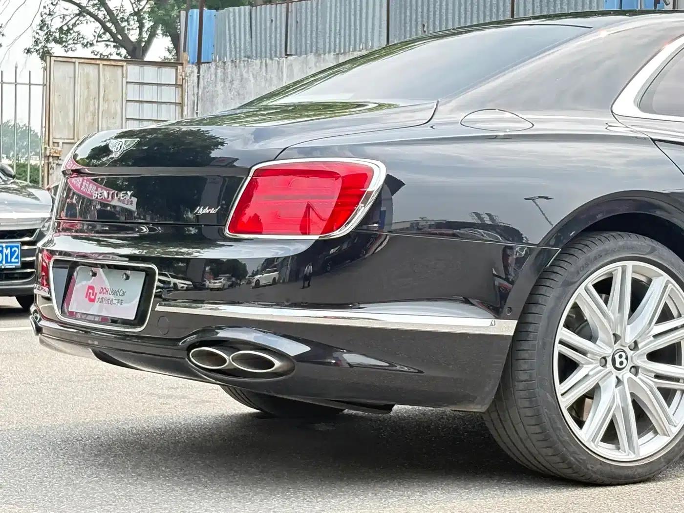 2024 Flying Spur Plug-in Hybrid 2.9T V6 Hybrid — миниатюра 24