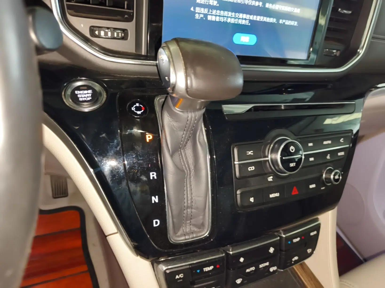 GAC Trumpchi M8 2018 320T Luxury Edition — миниатюра 16