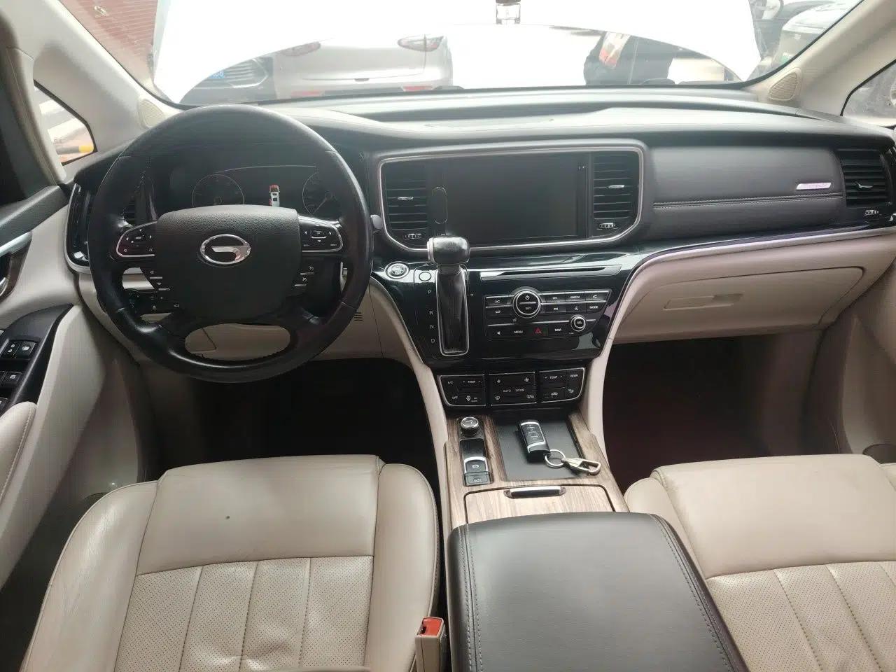 GAC Trumpchi M8 2018 320T Luxury Edition — миниатюра 10