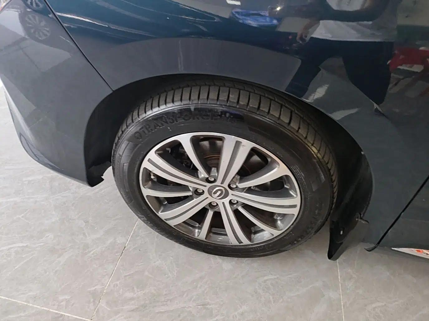 GAC Trumpchi M8 2018 320T Luxury Edition — миниатюра 8