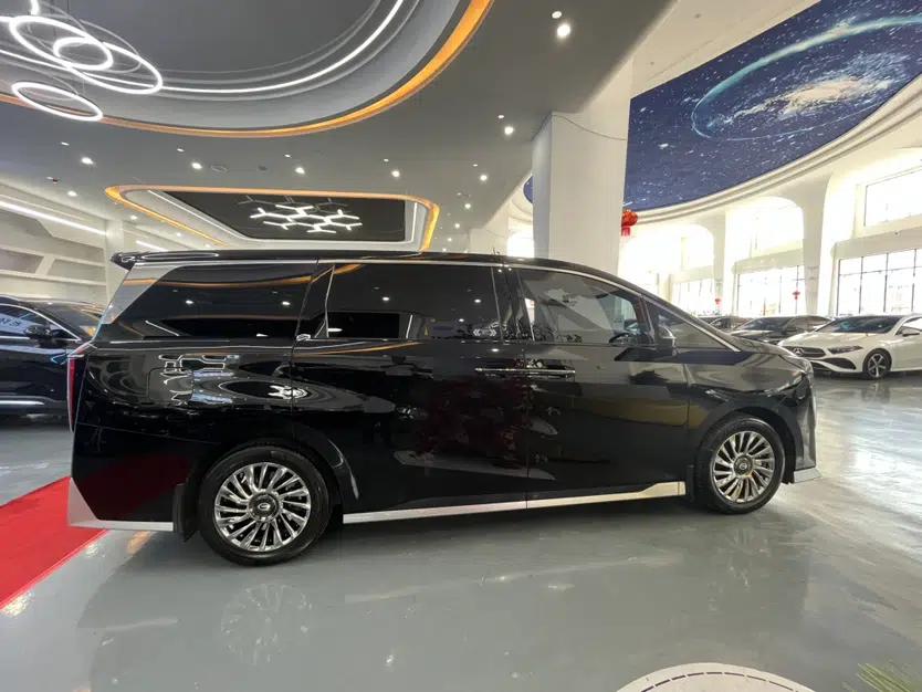 GAC Trumpchi M8 2023 Zongshi Series 400T Ultimate Edition — миниатюра 4