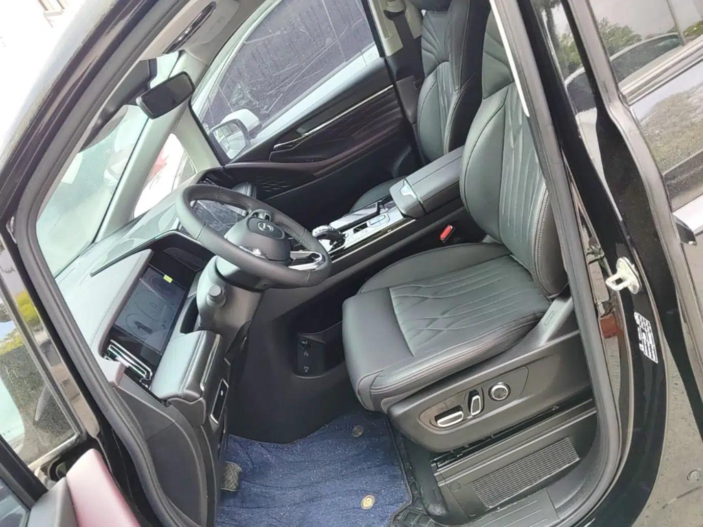 GAC Trumpchi M8 2024 Master Series 400T Ultimate Edition — миниатюра 18