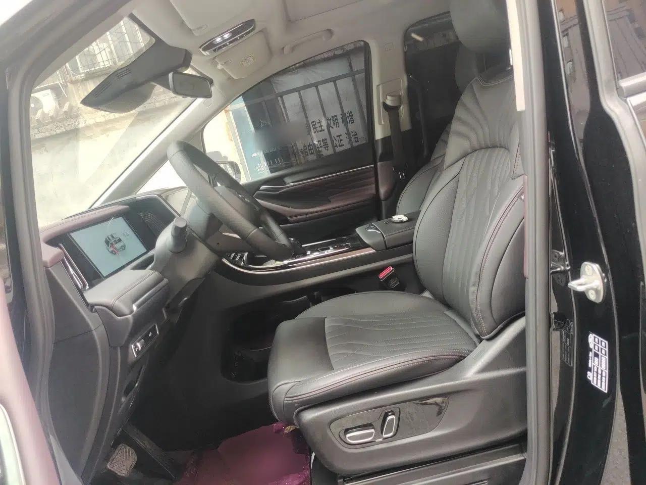 GAC Trumpchi M8 2024 Master Series 400T Prestige Edition — миниатюра 16