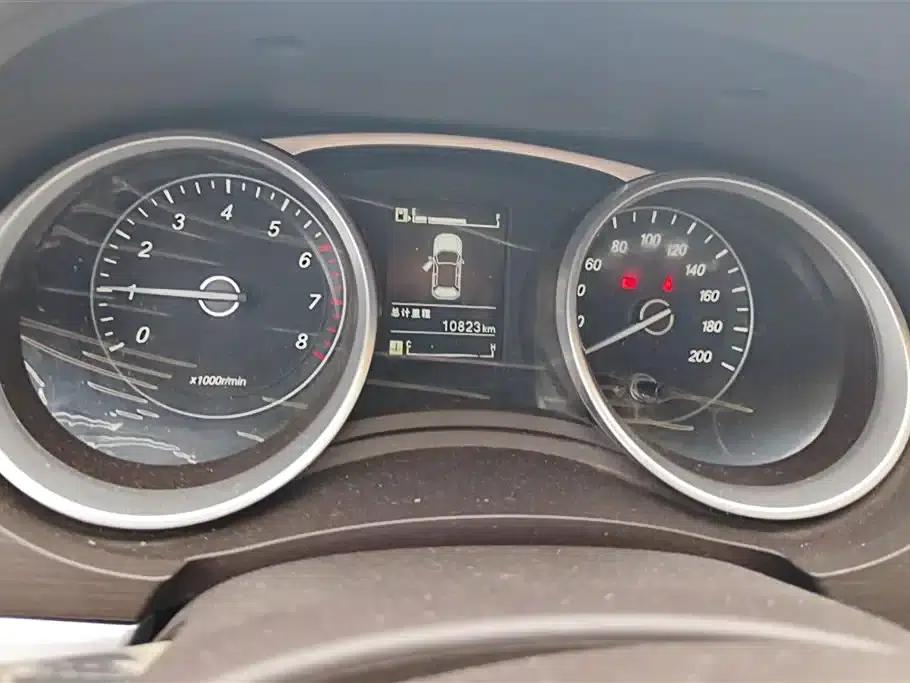 Baojun 730 2016 1.5L Manual Comfort 7-Seater National V Emission Standard — миниатюра 14