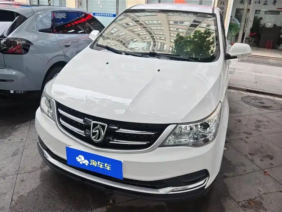 Baojun 730 2016 1.5L Manual Value Edition 7-Seater National V Emission Standard — миниатюра 2