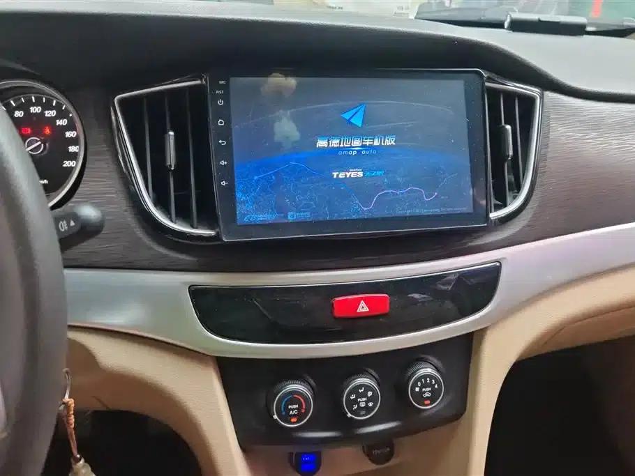Baojun 730 2016 1.5L Manual Value Edition 7-Seater National V Emission Standard — миниатюра 13