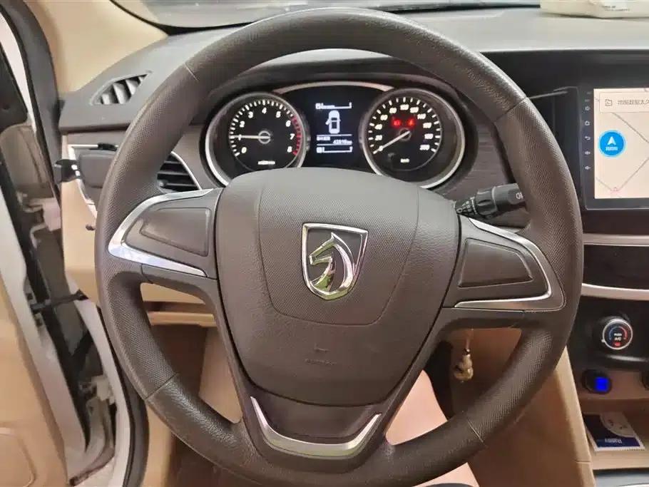 Baojun 730 2016 1.5L Manual Value Edition 7-Seater National V Emission Standard — миниатюра 15