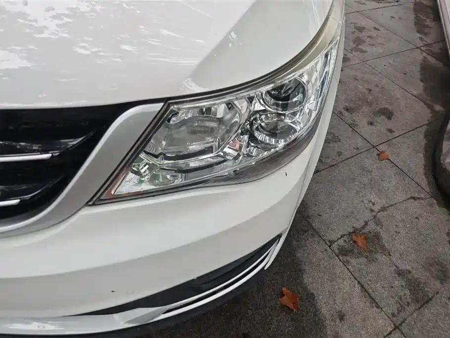 Baojun 730 2016 1.5L Manual Value Edition 7-Seater National V Emission Standard — миниатюра 5