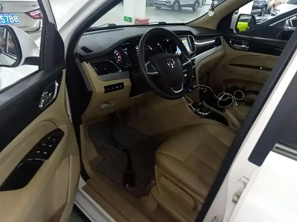 Baojun 730 2016 1.8L iAMT Luxury 7-seater — миниатюра 16