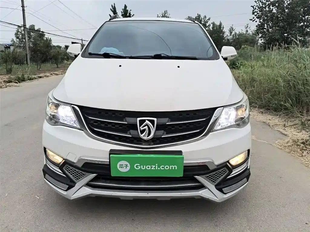 Baojun 730 2016 1.5L Manual Comfort 7-Seater National V Emission Standard — миниатюра 3