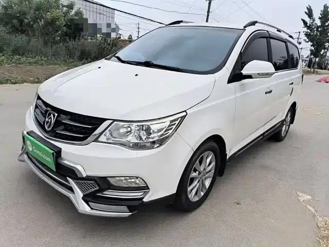 Baojun 730 2016 1.5L Manual Comfort 7-Seater National V Emission Standard