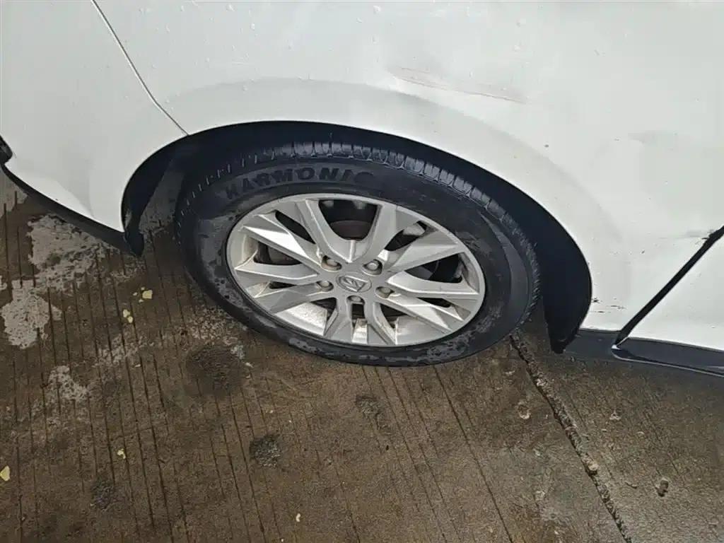 Baojun 730 2016 1.8L iAMT Comfort 7-seater — миниатюра 23