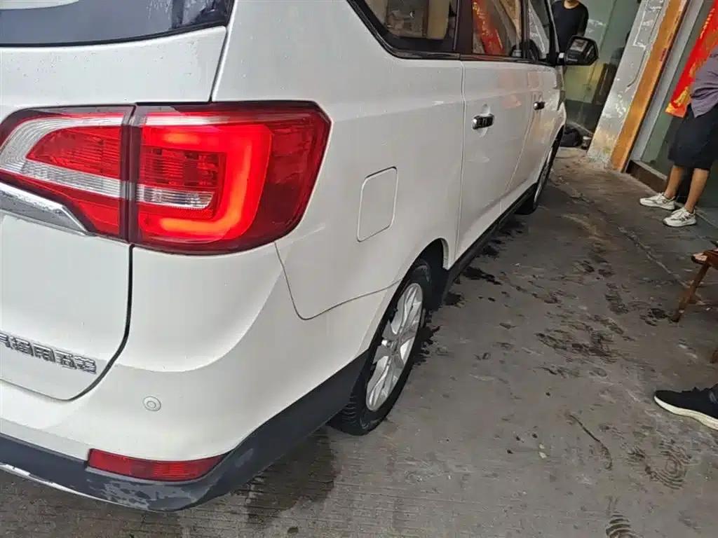 Baojun 730 2016 1.8L iAMT Comfort 7-seater — миниатюра 8
