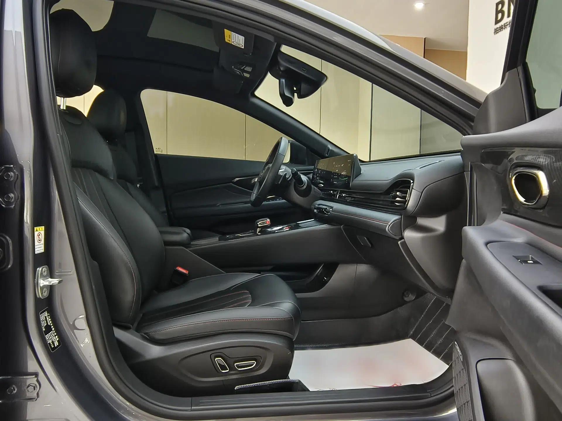 GAC Trumpchi EMPOW 2021 270T DCT J16 Version — миниатюра 20