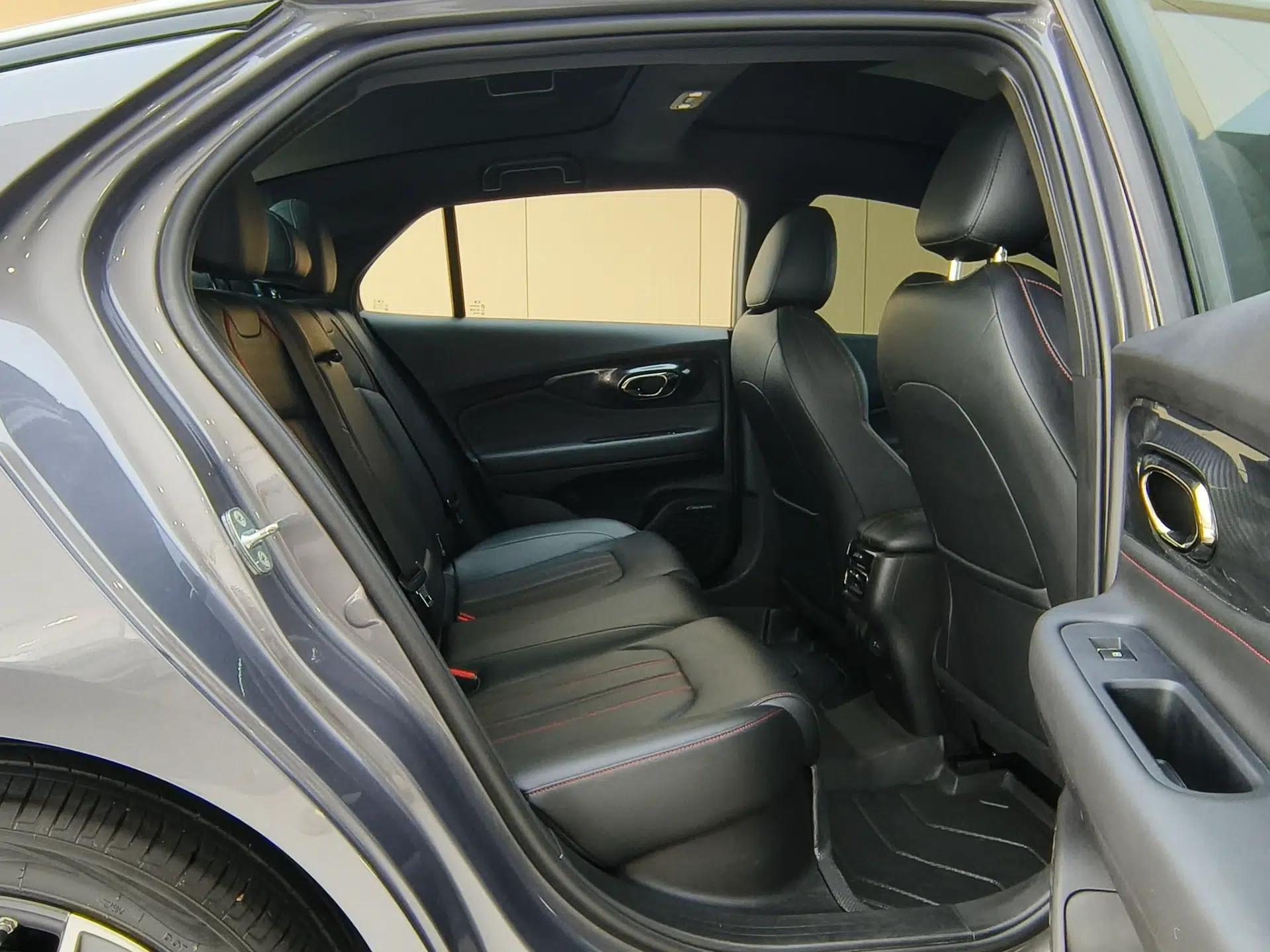 GAC Trumpchi EMPOW 2021 270T DCT J16 Version — миниатюра 21