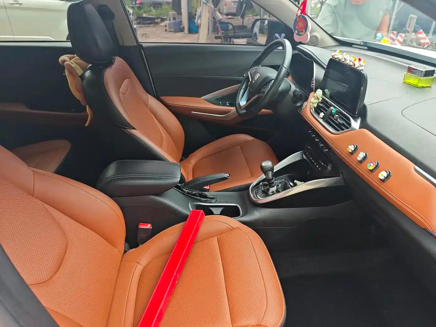 Baojun 510 2017 1.5L Manual Deluxe Edition — миниатюра 5