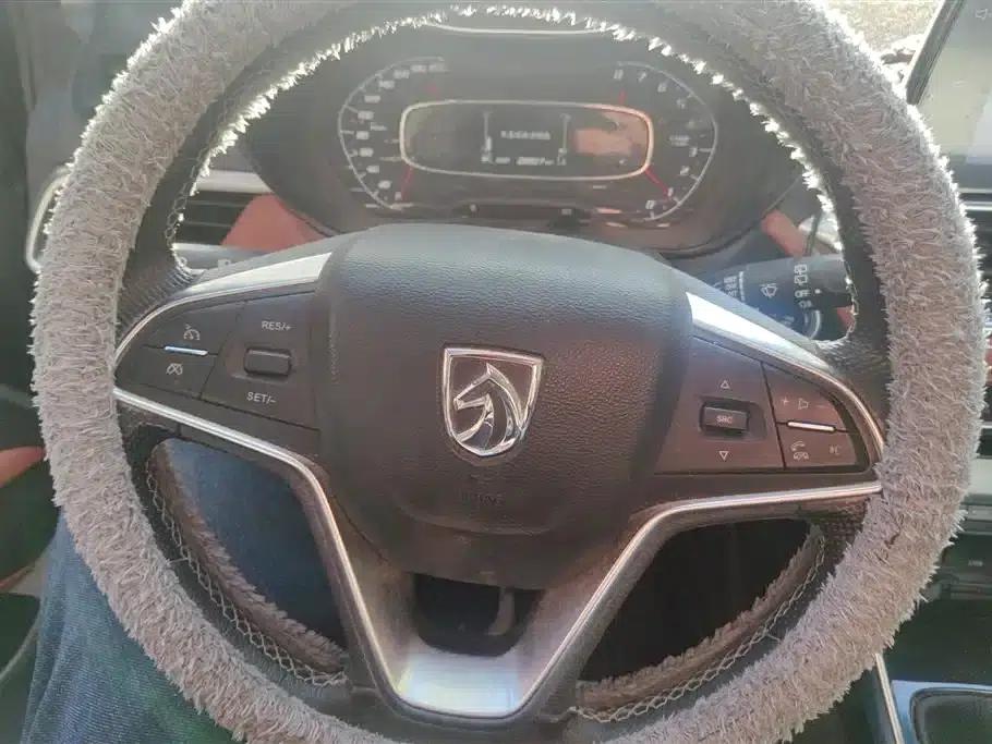 Baojun 510 2017 1.5L Manual Deluxe Edition — миниатюра 15