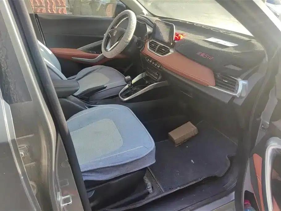 Baojun 510 2017 1.5L Manual Deluxe Edition — миниатюра 8