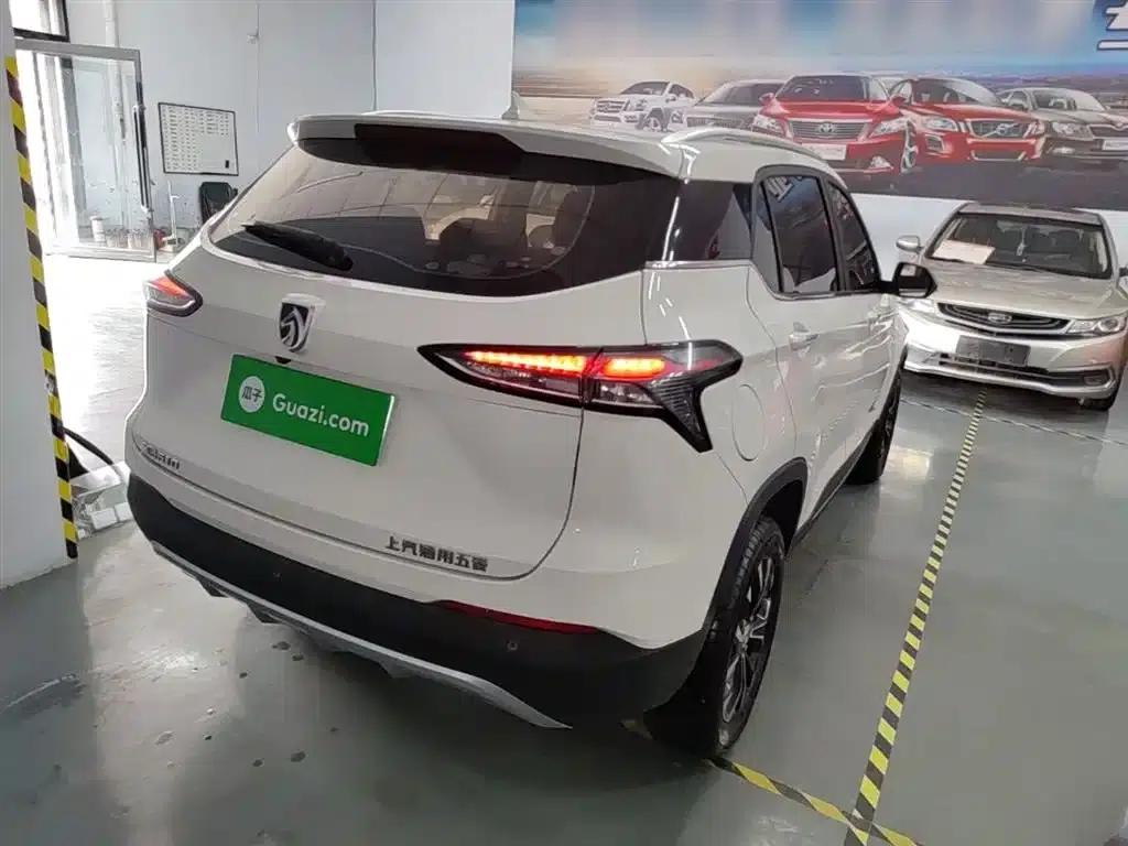 Baojun 510 2017 1.5L Manual Deluxe Edition — миниатюра 7