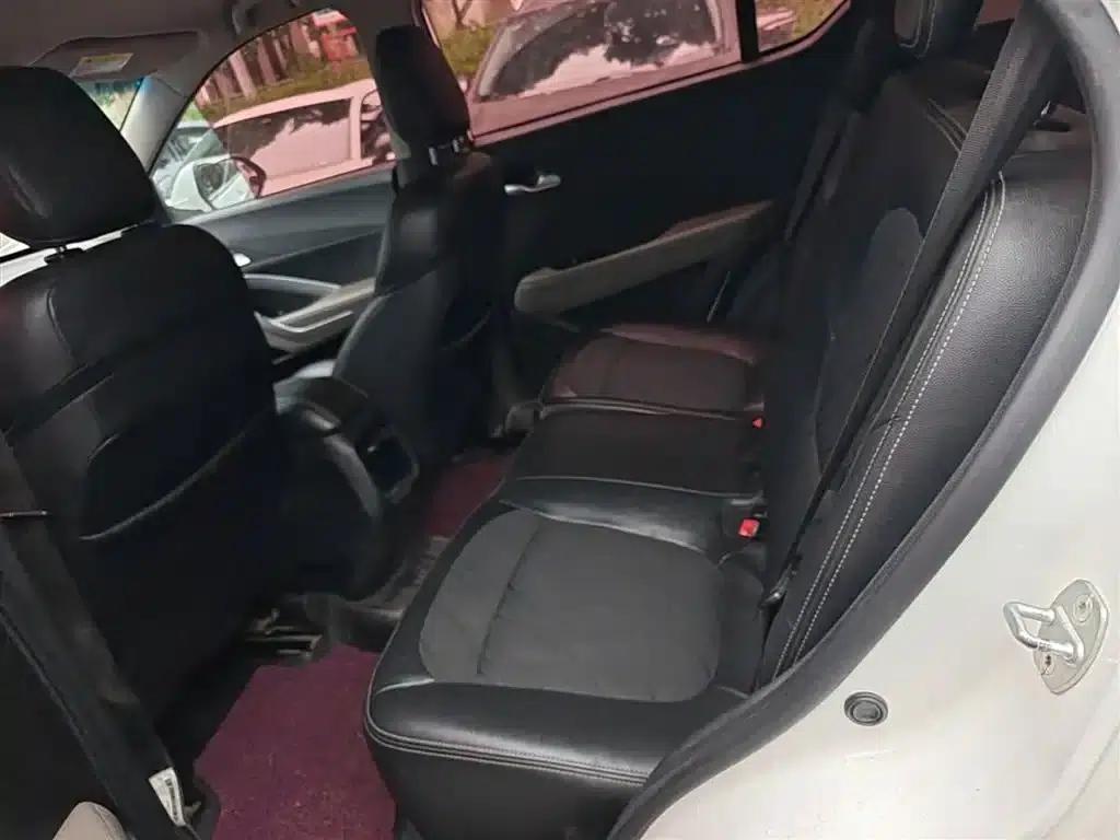 Baojun 510 2017 1.5L Manual Fashion Edition — миниатюра 17