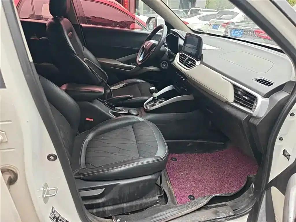 Baojun 510 2017 1.5L Manual Fashion Edition — миниатюра 25