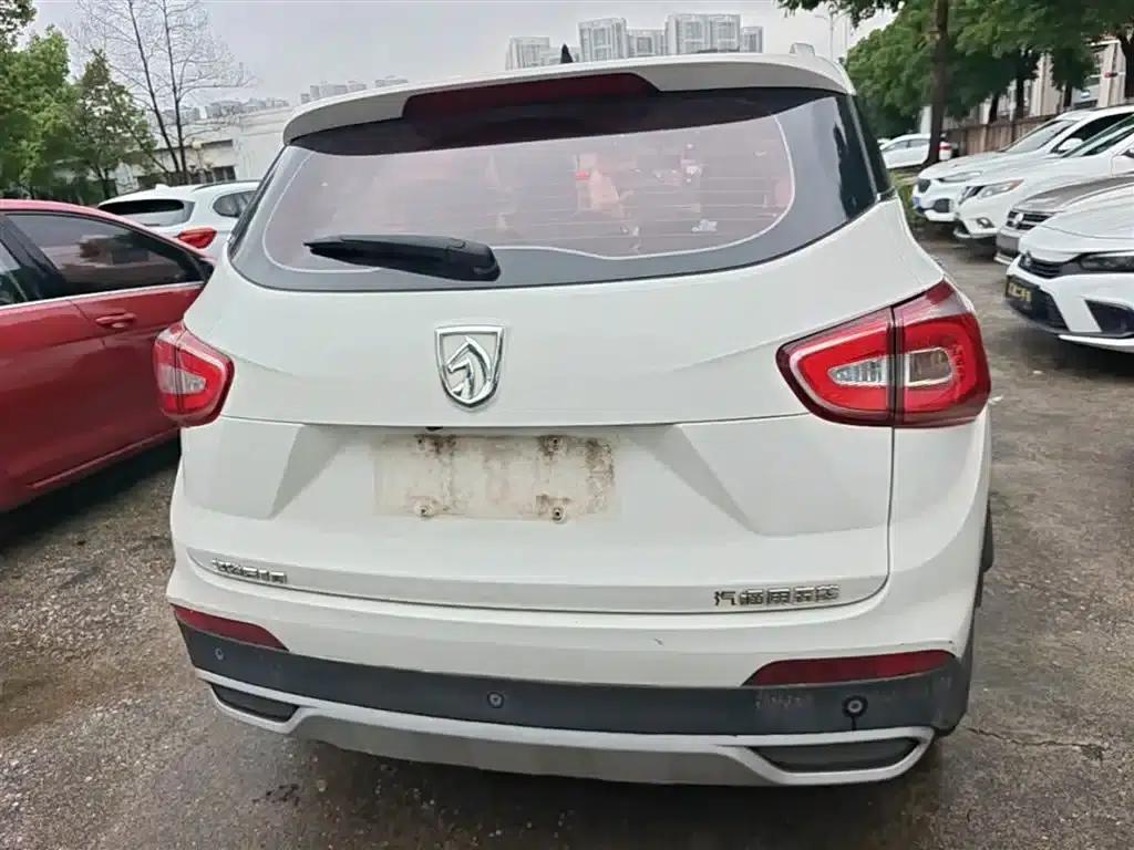 Baojun 510 2017 1.5L Manual Fashion Edition — миниатюра 6