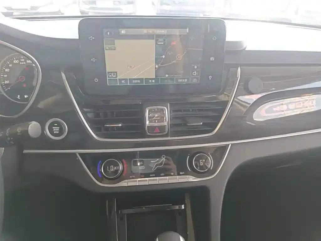 Baojun 560 2017 1.5T DCT Flagship Edition — миниатюра 13
