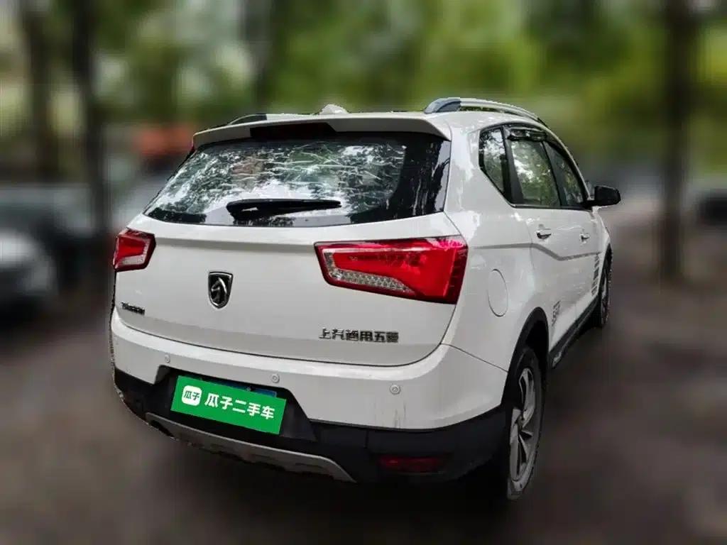 Baojun 560 2016 1.8L Manual Deluxe Edition — миниатюра 12
