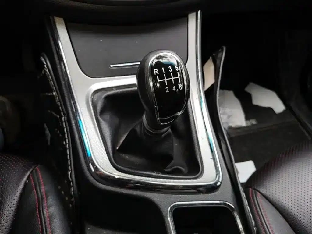 Baojun 560 2016 1.8L Manual Deluxe Edition — миниатюра 21