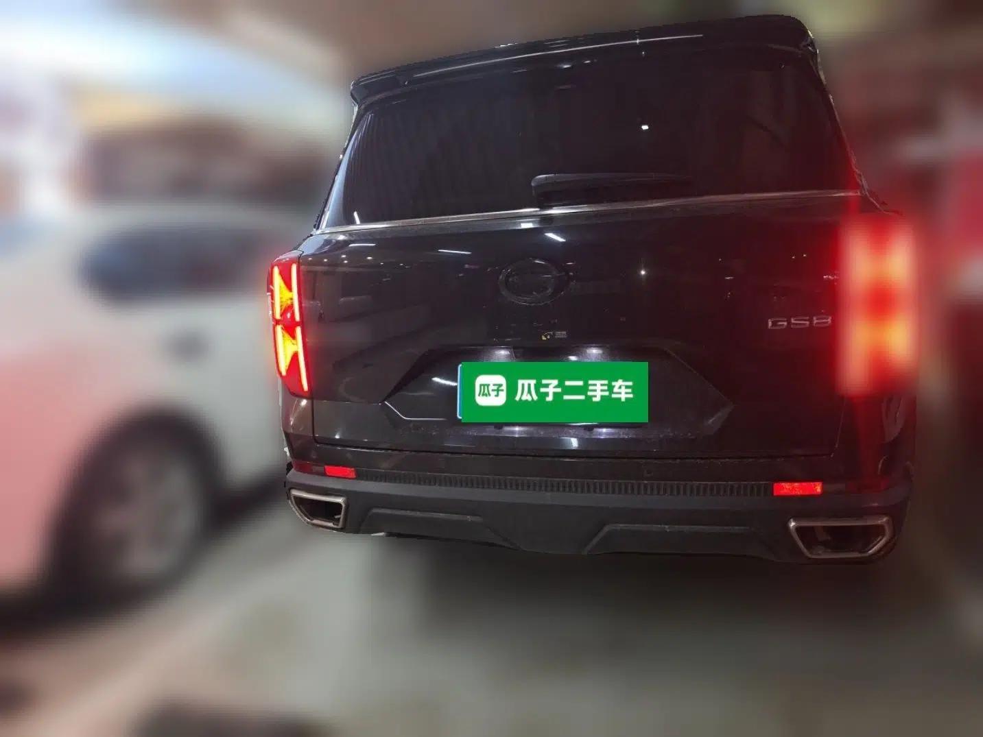 GAC Trumpchi GS8 2022 Flagship Series 2.0 TGDI Two-Wheel-Drive Prestige Edition (7 Seats) — миниатюра 5
