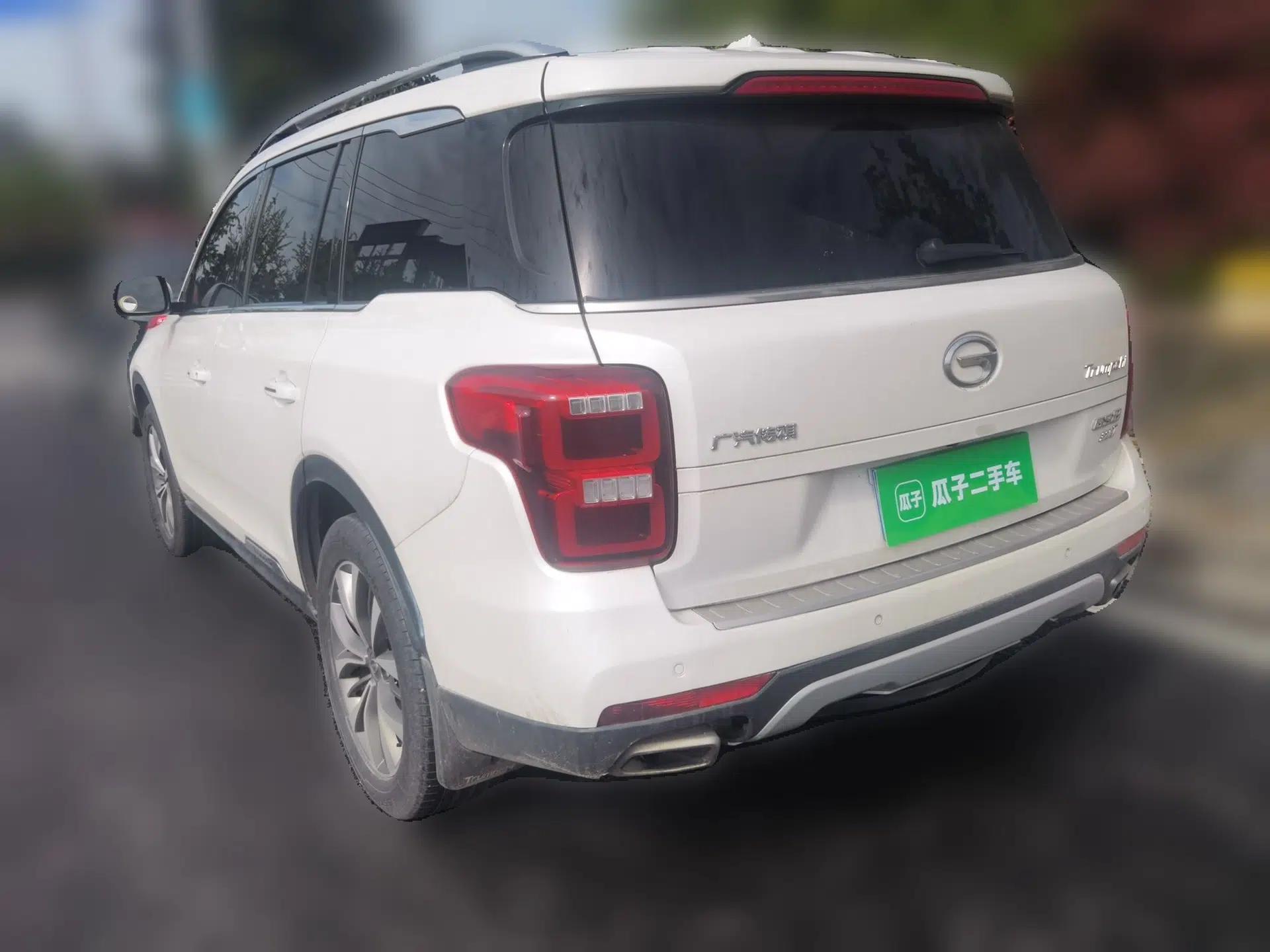 GAC Trumpchi GS8 2017 320T Two-Wheel Drive Luxury Smart Connectivity Version (7 Seats) — миниатюра 4