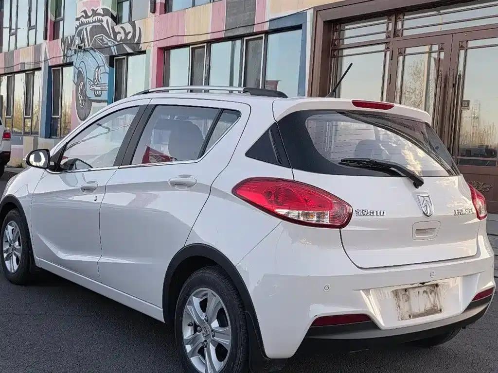Baojun 310 2016 1.2L Manual Deluxe Edition — миниатюра 8