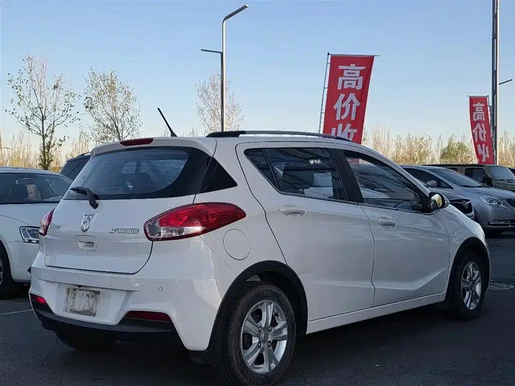 Baojun 310 2016 1.2L Manual Deluxe Edition — миниатюра 10