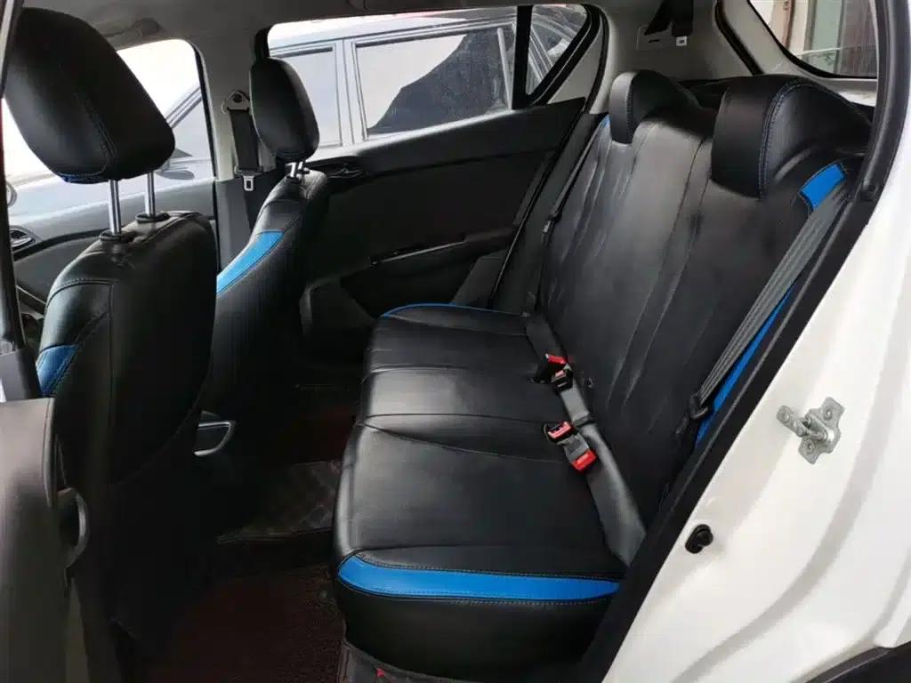 Baojun 310 2016 1.2L Manual Comfort Model — миниатюра 17