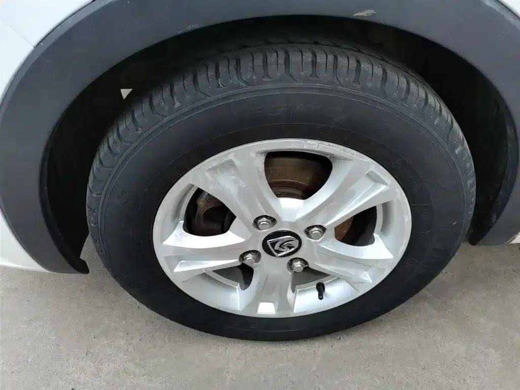 Baojun 310 2016 1.2L Manual Comfort Model — миниатюра 23
