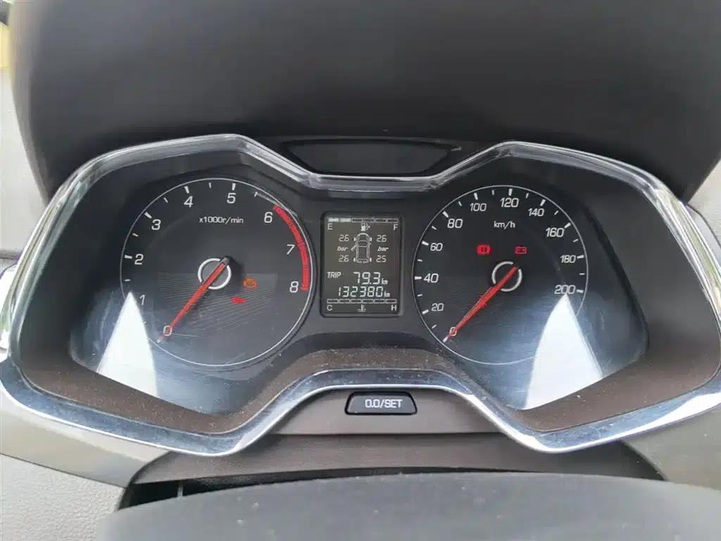 Baojun 310W 2017 1.5L Manual Fashion Edition (National V Emission Standard) — миниатюра 12