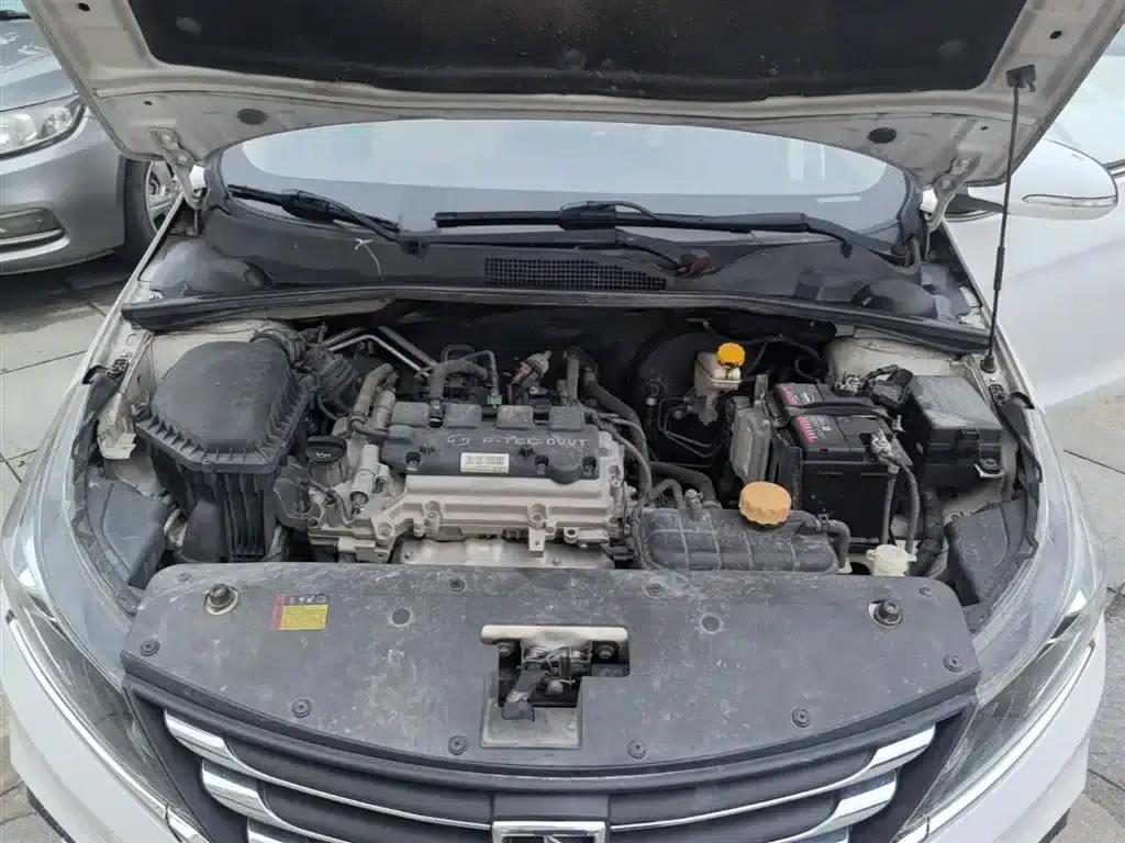 Baojun 310W 2017 1.5L Manual Fashion Edition (National V Emission Standard) — миниатюра 20