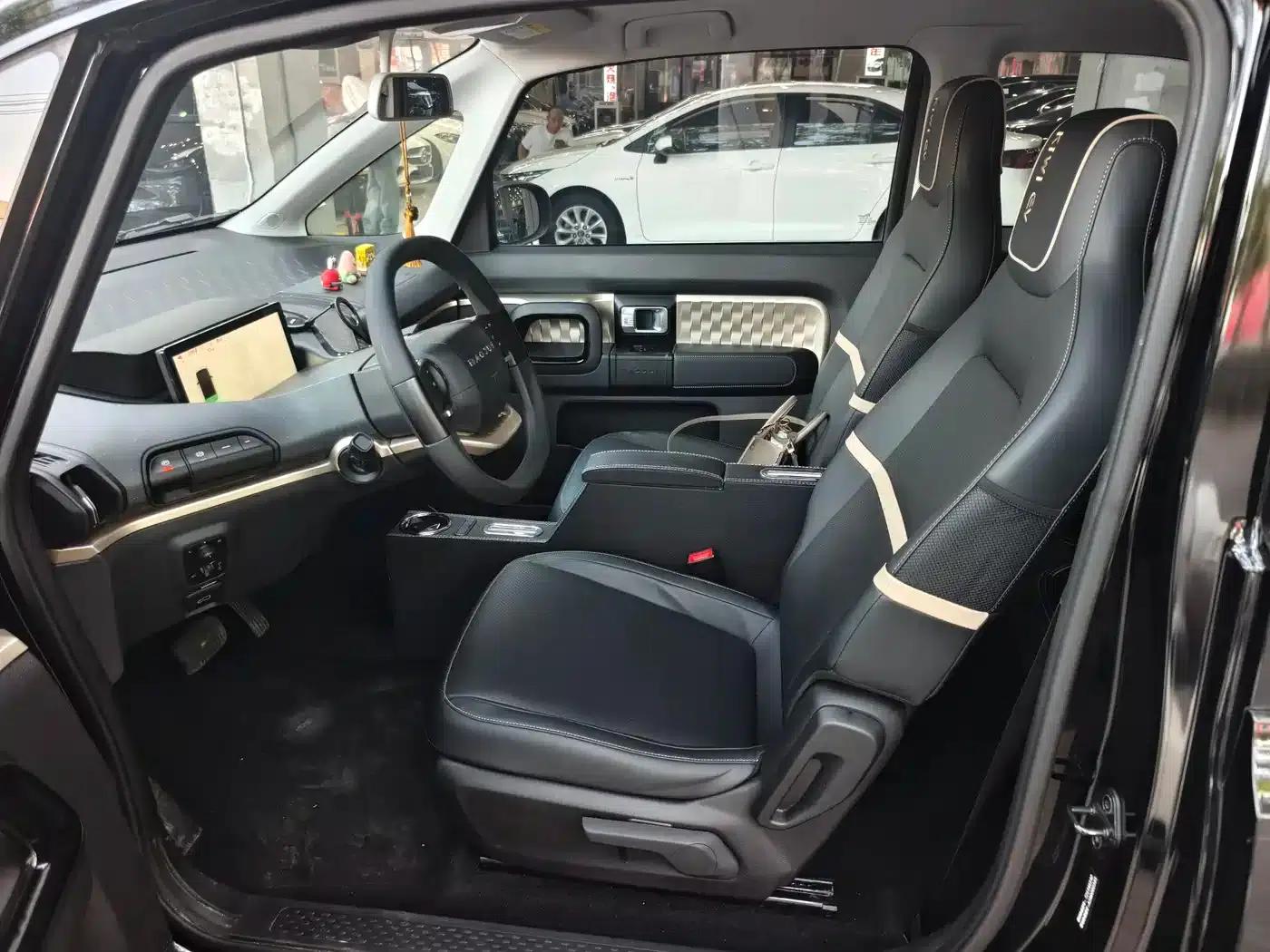 Baojun KiWi EV 2022 Designer Light Edition (Lithium Iron Phosphate) — миниатюра 6