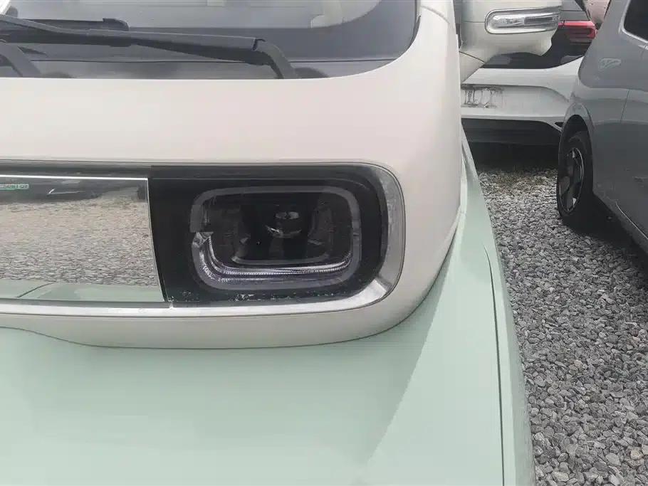 Baojun KiWi EV 2023 DJI Edition Lithium Iron Phosphate — миниатюра 5