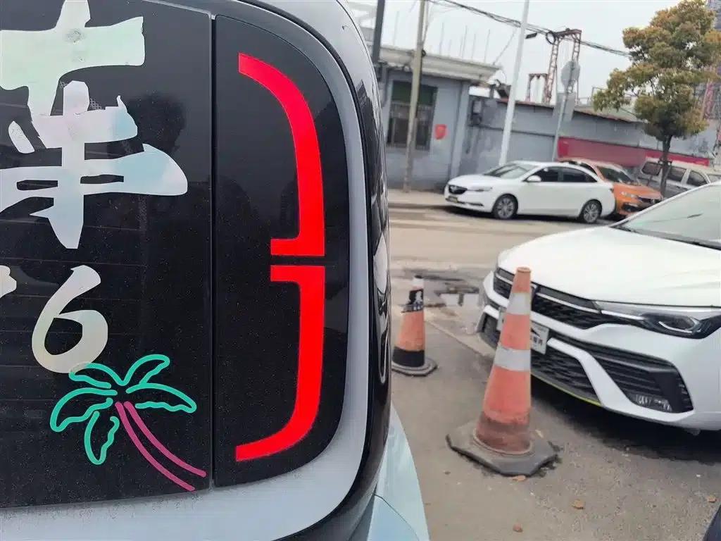 Baojun KiWi EV 2022 Artist Light Edition (Lithium Iron Phosphate) — миниатюра 8