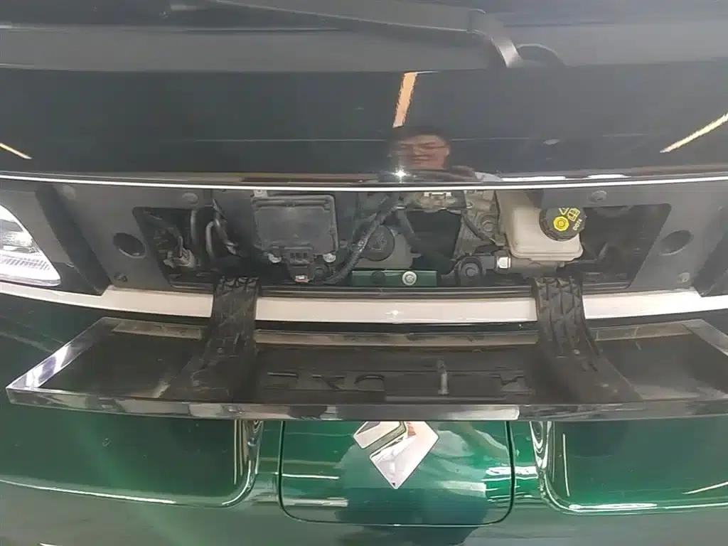 Baojun KiWi EV 2021 Artist Edition Lithium Iron Phosphate — миниатюра 20