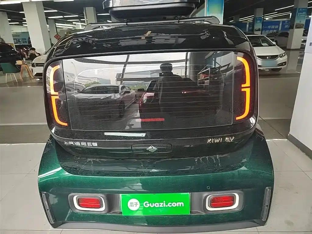 Baojun KiWi EV 2021 Artist Edition Lithium Iron Phosphate — миниатюра 6