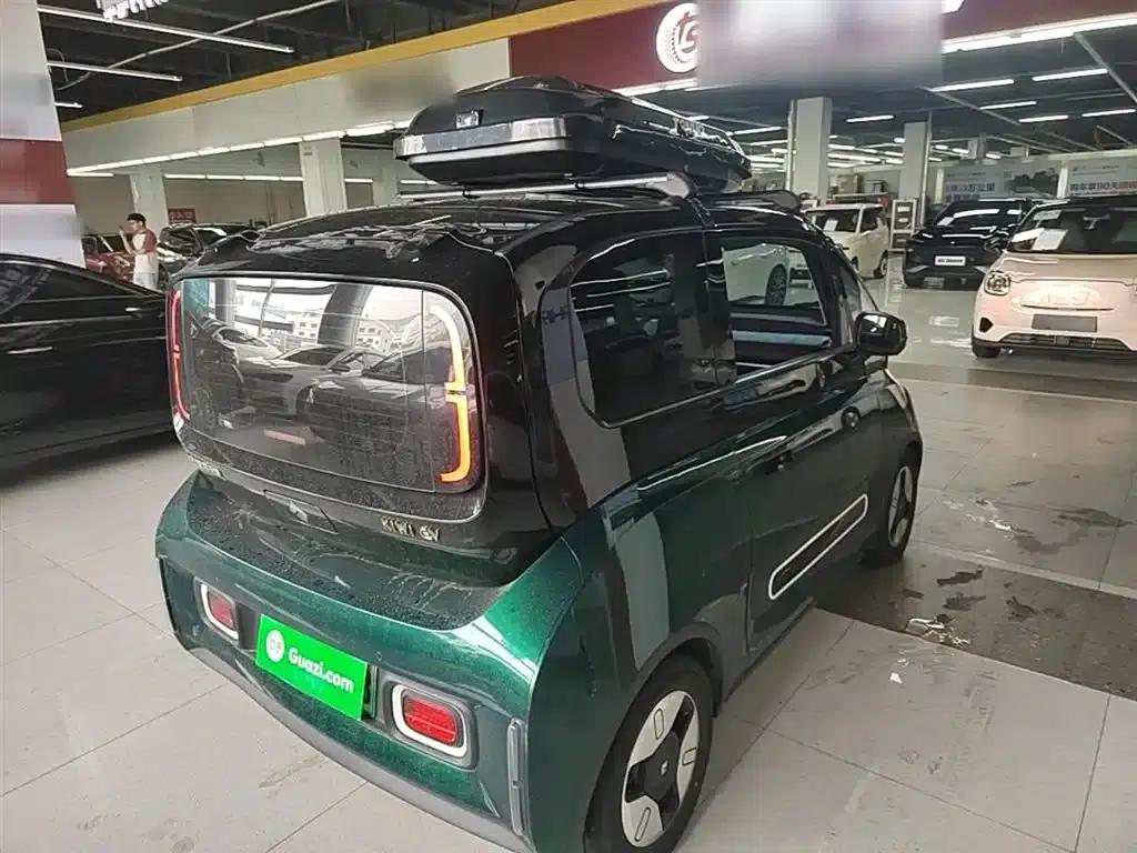 Baojun KiWi EV 2021 Artist Edition Lithium Iron Phosphate — миниатюра 7
