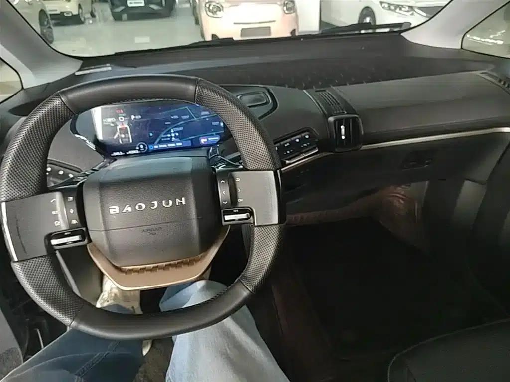 Baojun KiWi EV 2021 Artist Edition Lithium Iron Phosphate — миниатюра 10