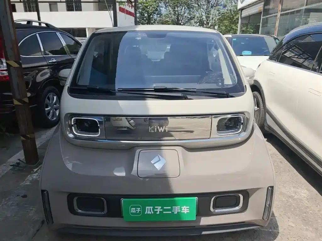 Baojun KiWi EV 2023 Smart Luxury Edition (Lithium Iron Phosphate) — миниатюра 3
