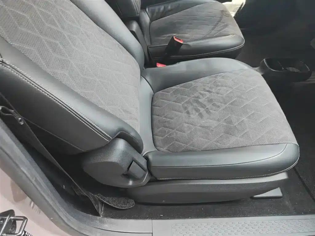 Baojun KiWi EV 2023 Smart Luxury Edition (Lithium Iron Phosphate) — миниатюра 25