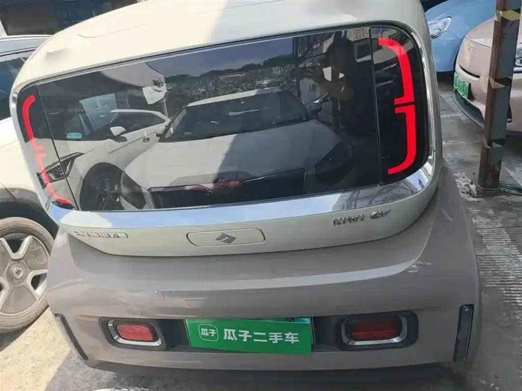 Baojun KiWi EV 2023 Smart Luxury Edition (Lithium Iron Phosphate) — миниатюра 6