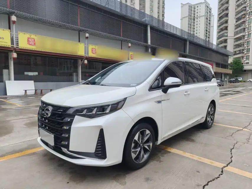 GAC Trumpchi M6 2023 PRO 270T DCT Luxury Edition — миниатюра 1